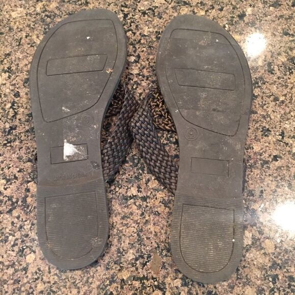 Old Navy Brown Sandals Flats - Picture 4 of 4